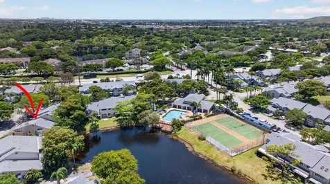 1921 Discovery Circle E Deerfield Beach FL 33442