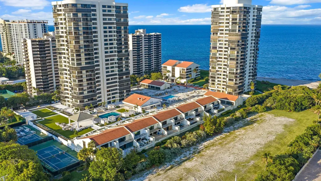 3970 N Ocean Drive Singer Island FL 33404