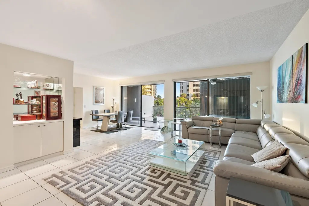 3970 N Ocean Drive Singer Island FL 33404