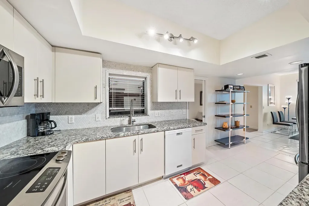 3970 N Ocean Drive Singer Island FL 33404