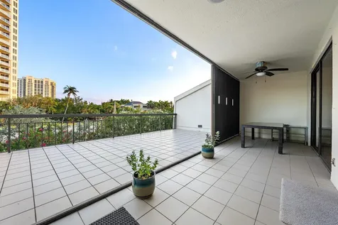 3970 N Ocean Drive Singer Island FL 33404