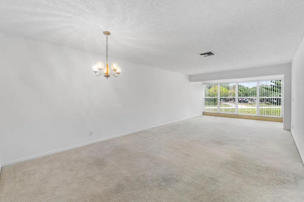 2835 SW 13th Street Delray Beach FL 33445