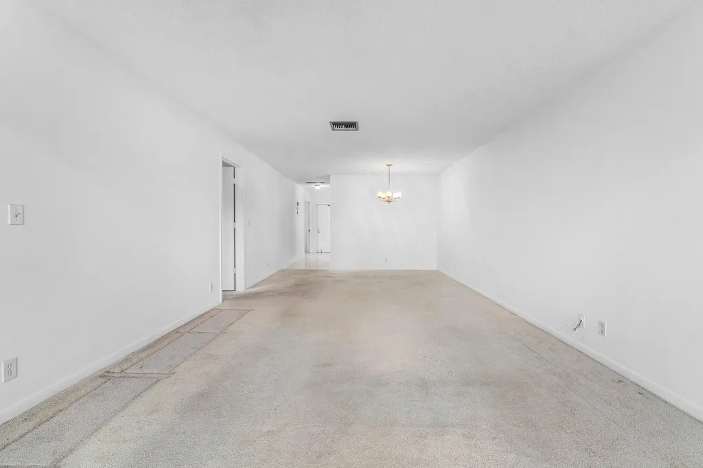 2835 SW 13th Street Delray Beach FL 33445