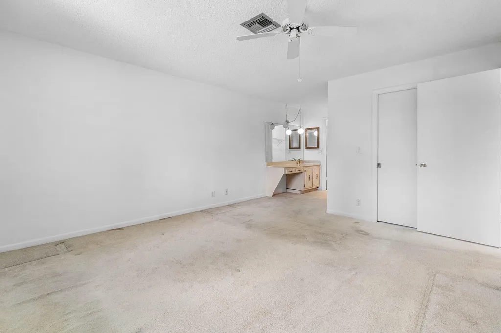 2835 SW 13th Street Delray Beach FL 33445