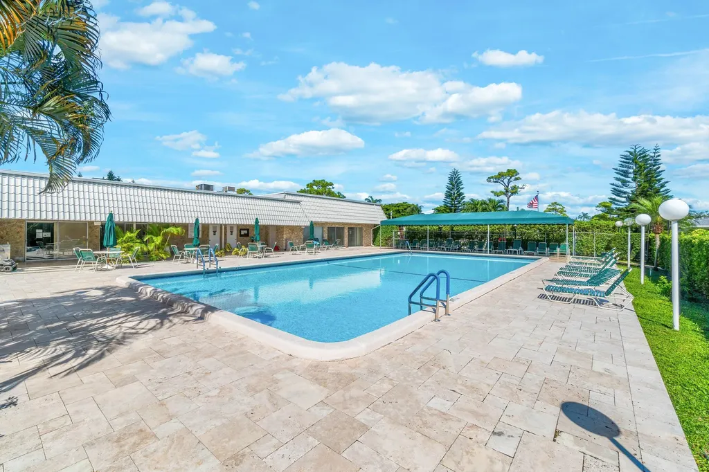 2835 SW 13th Street Delray Beach FL 33445
