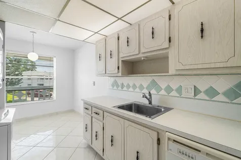 2835 SW 13th Street Delray Beach FL 33445