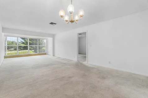 2835 SW 13th Street Delray Beach FL 33445