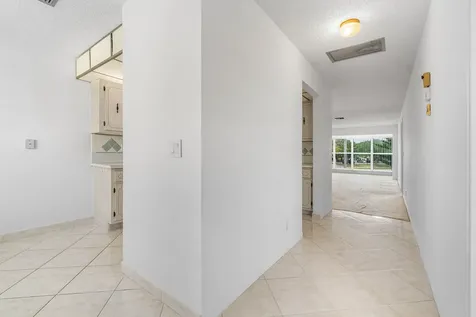 2835 SW 13th Street Delray Beach FL 33445