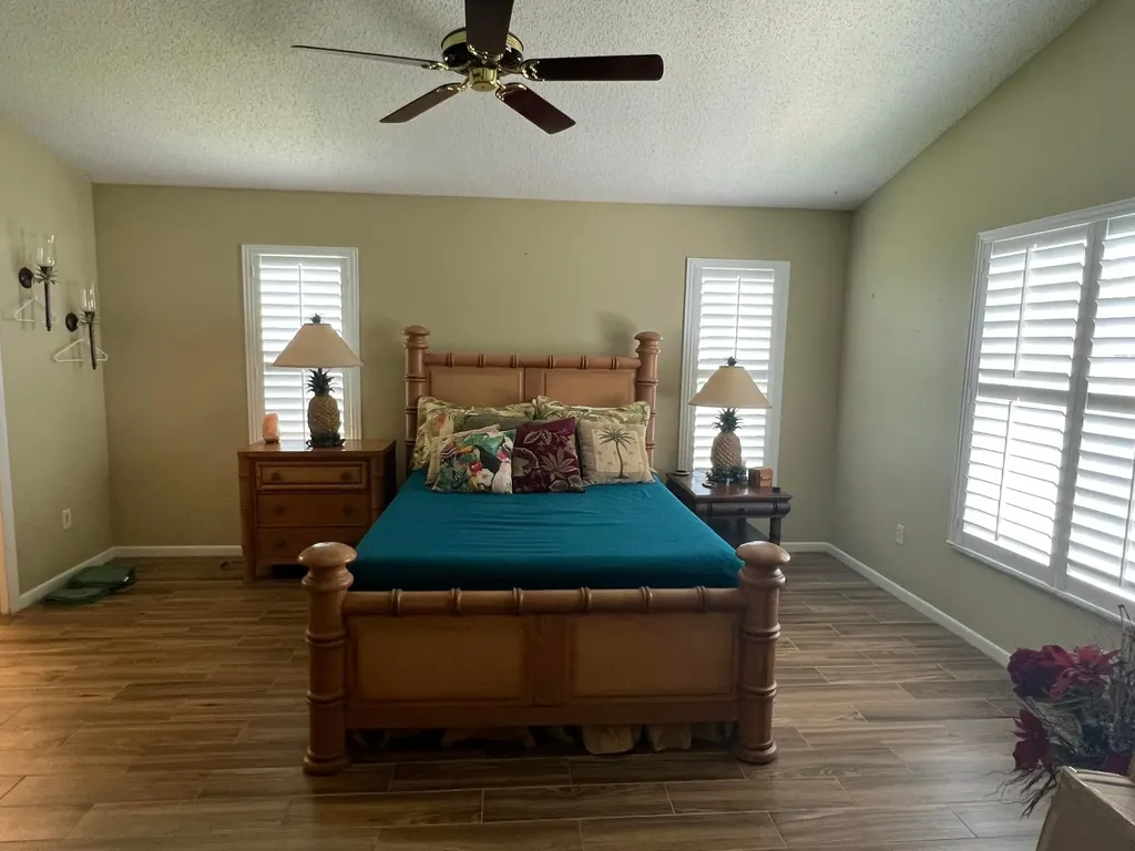 1142 NW Lombardy Drive Port St Lucie FL 34986