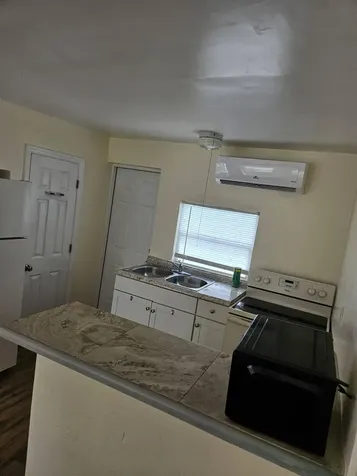 115 E Palm Street E Lantana FL 33462