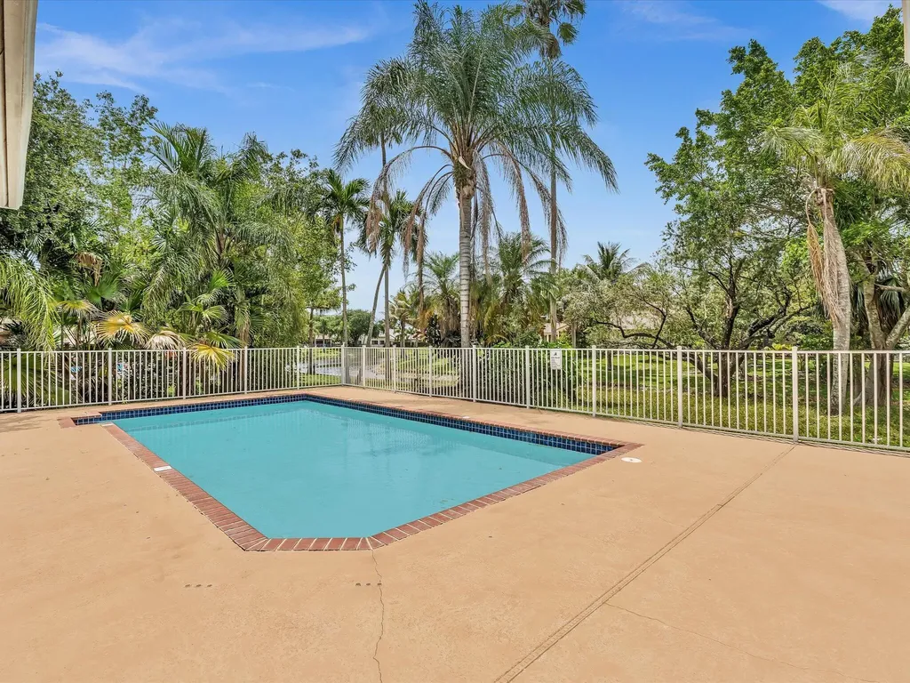 10434 NW 6th Court Coral Springs FL 33071