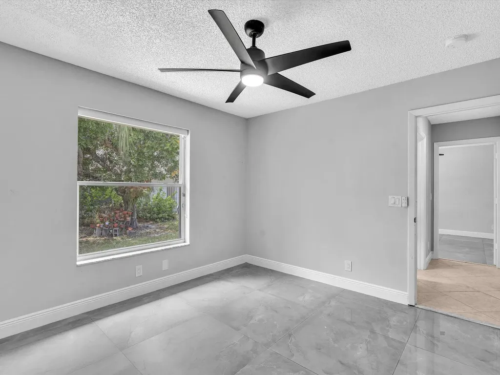 10434 NW 6th Court Coral Springs FL 33071