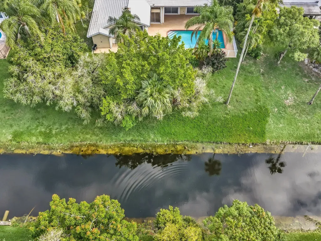 10434 NW 6th Court Coral Springs FL 33071