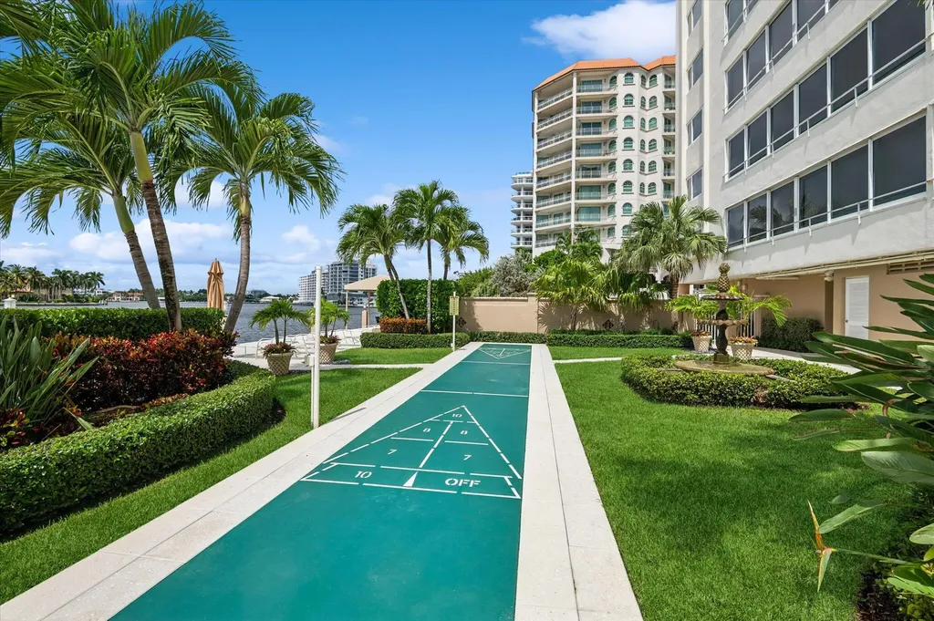 215 N Birch Road Fort Lauderdale FL 33304