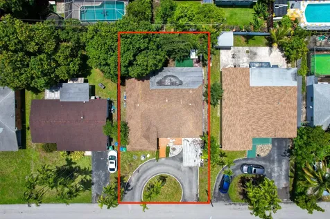 2210 Everglades Drive Miramar FL 33023