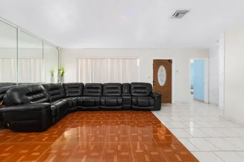 2210 Everglades Drive Miramar FL 33023