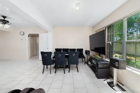 2210 Everglades Drive Miramar FL 33023