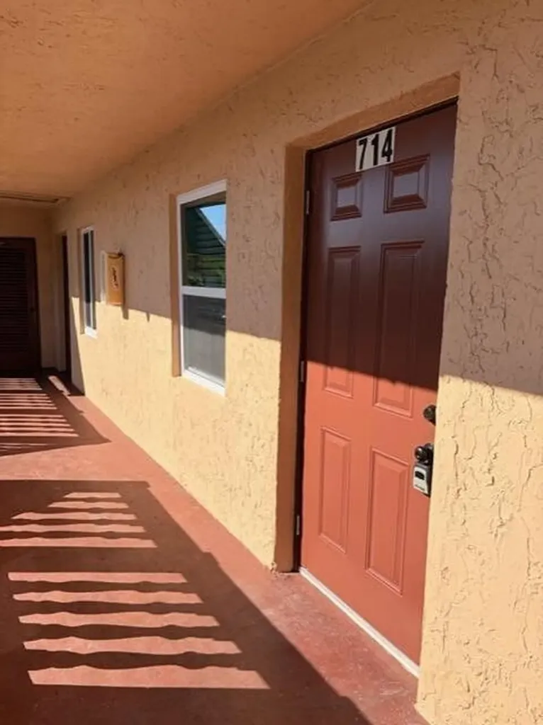 9374 SW 3rd Street Boca Raton FL 33428