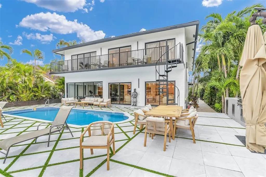 319 S Riverside Drive Pompano Beach FL 33062