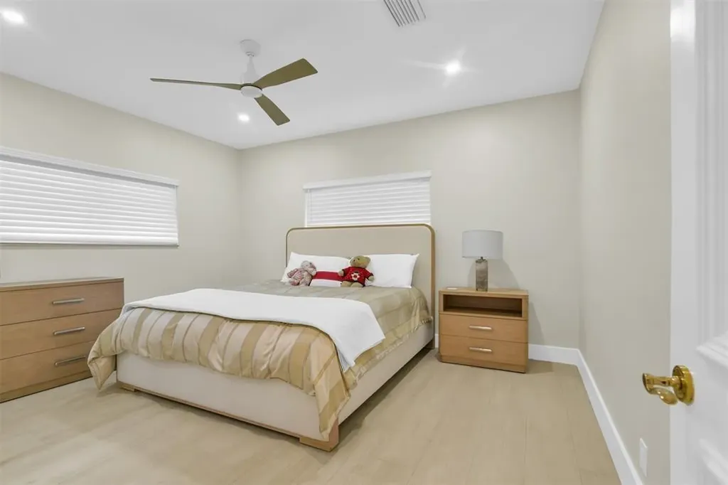 319 S Riverside Drive Pompano Beach FL 33062