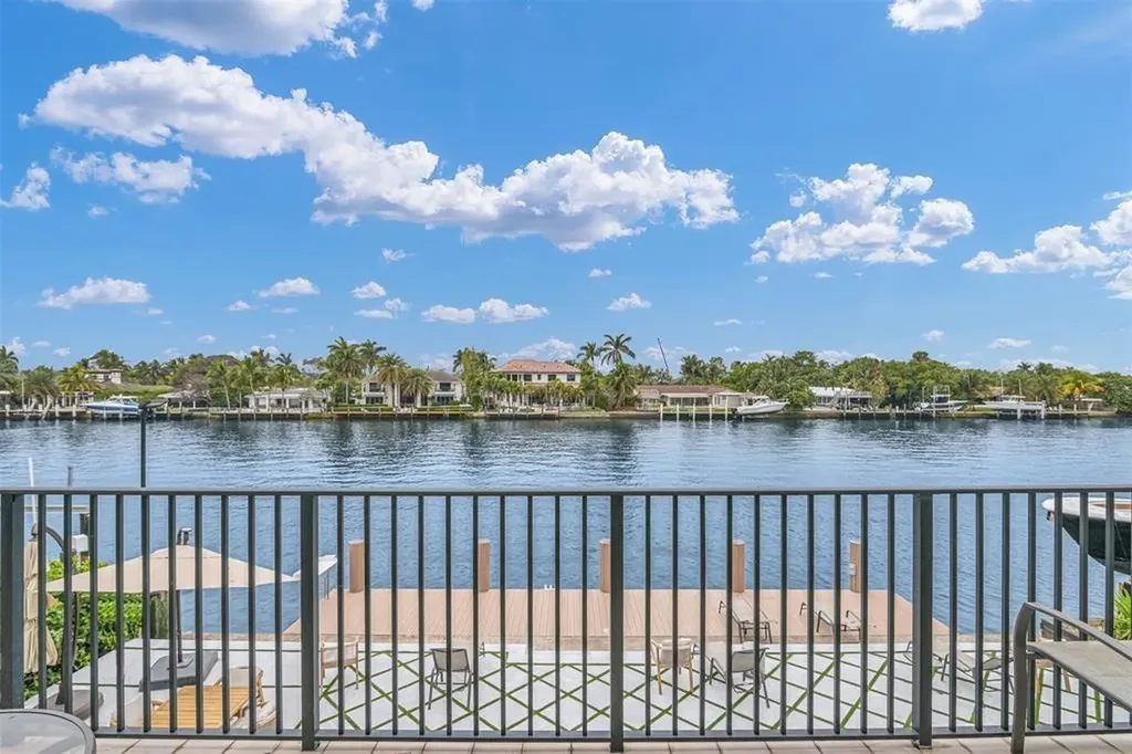 319 S Riverside Drive Pompano Beach FL 33062