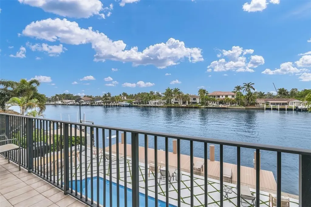 319 S Riverside Drive Pompano Beach FL 33062