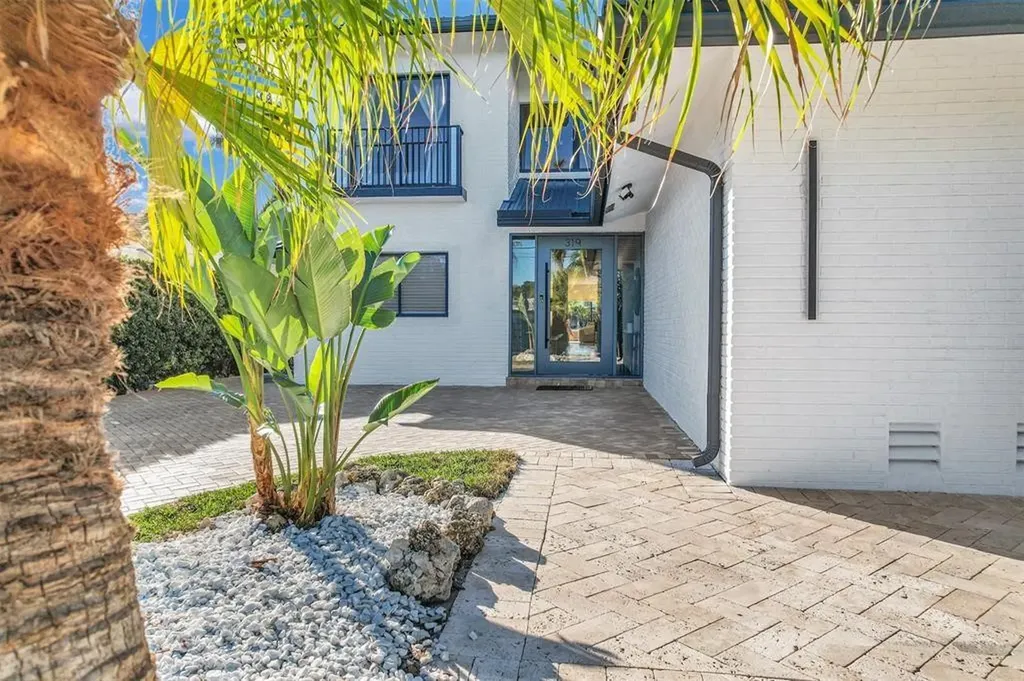 319 S Riverside Drive Pompano Beach FL 33062