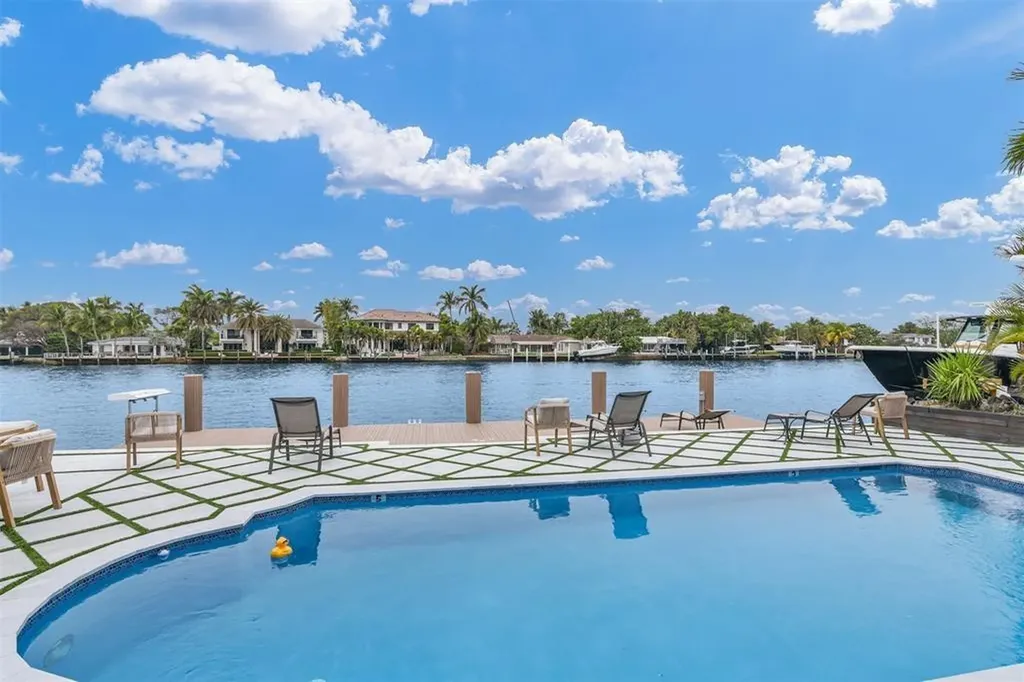 319 S Riverside Drive Pompano Beach FL 33062