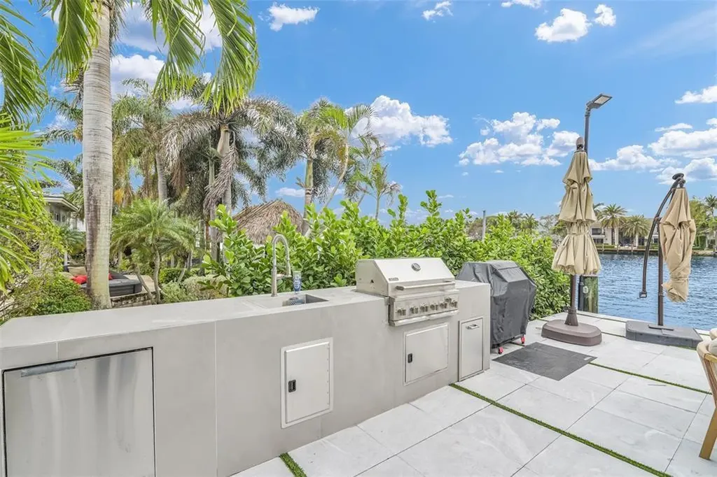 319 S Riverside Drive Pompano Beach FL 33062