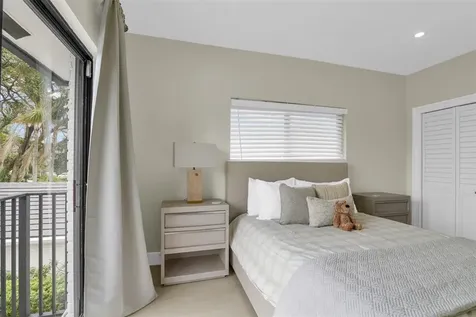 319 S Riverside Drive Pompano Beach FL 33062