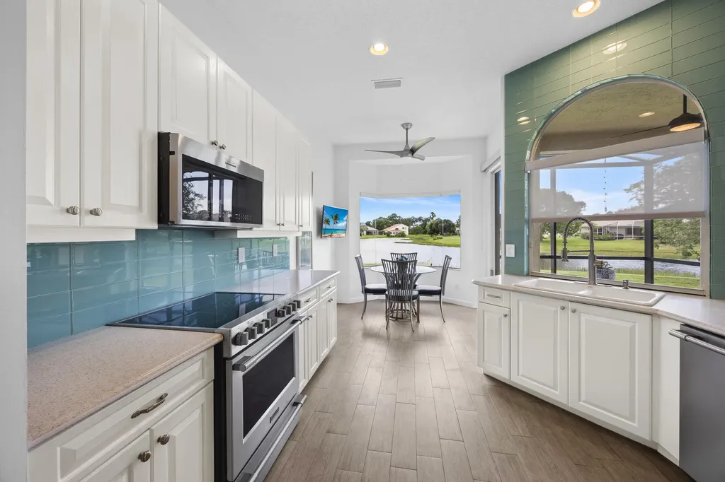 769 SW Aruba Bay Port St Lucie FL 34986