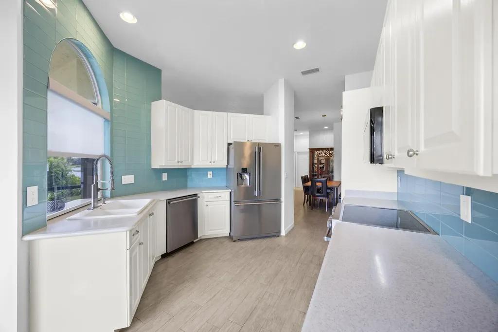 769 SW Aruba Bay Port St Lucie FL 34986