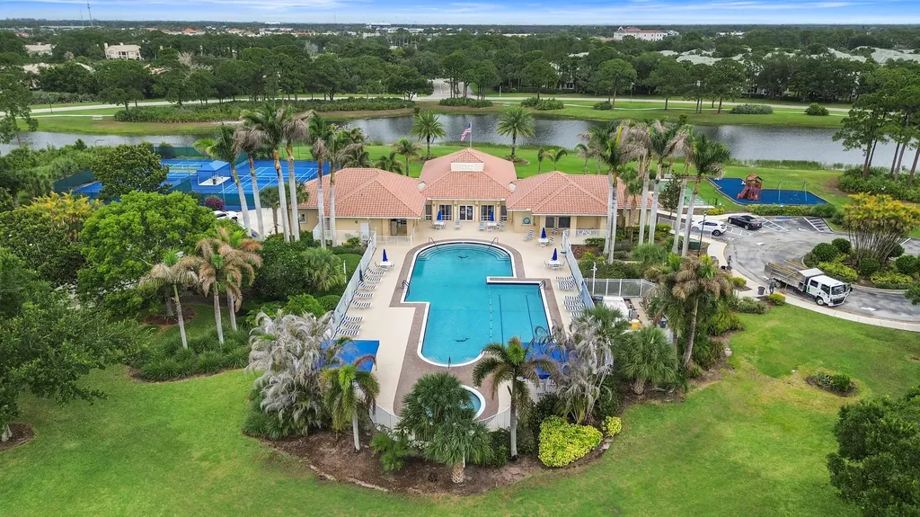 769 SW Aruba Bay Port St Lucie FL 34986