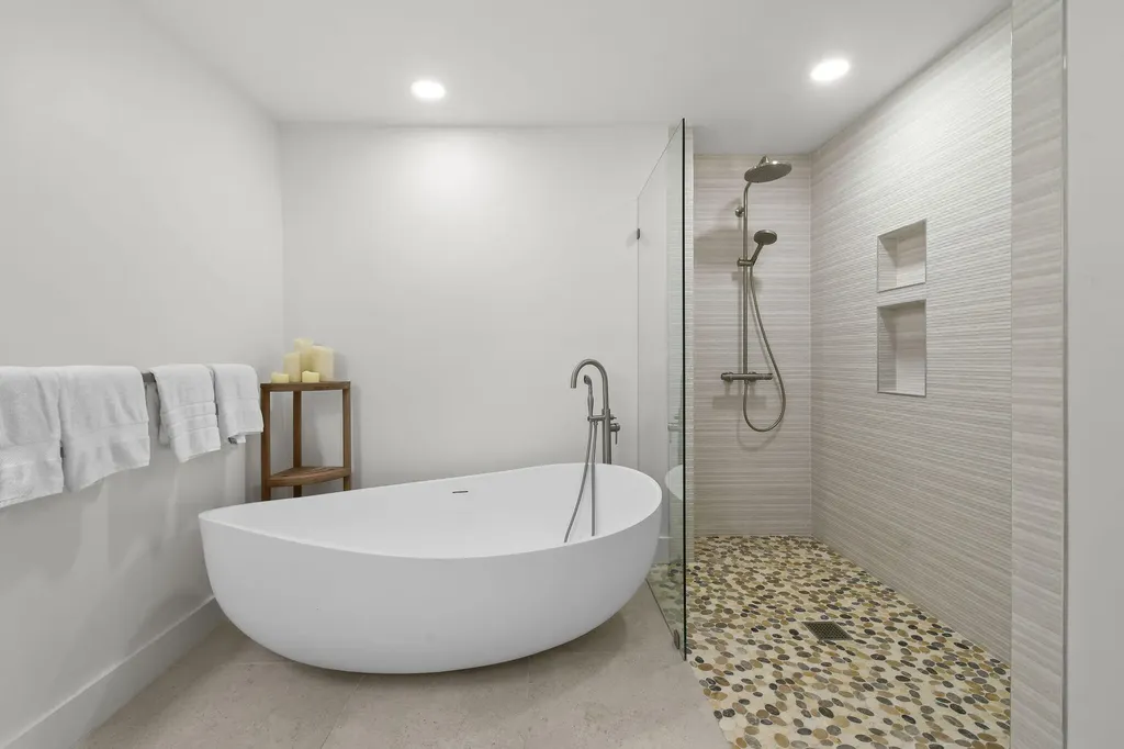 114 N Beach Road Jupiter Island FL 33455