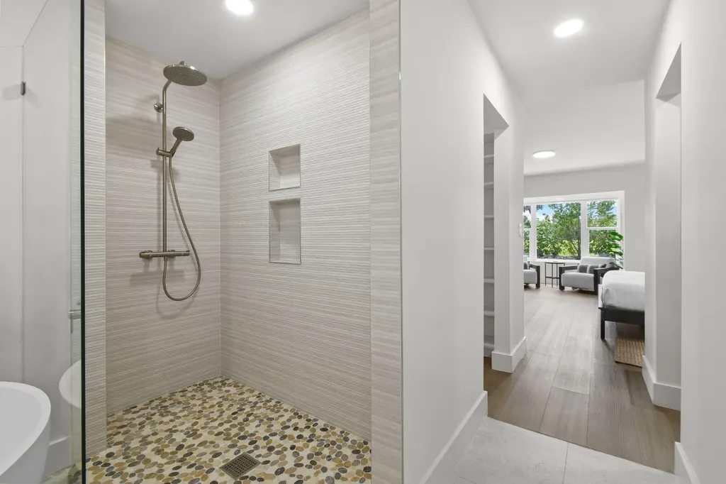 114 N Beach Road Jupiter Island FL 33455