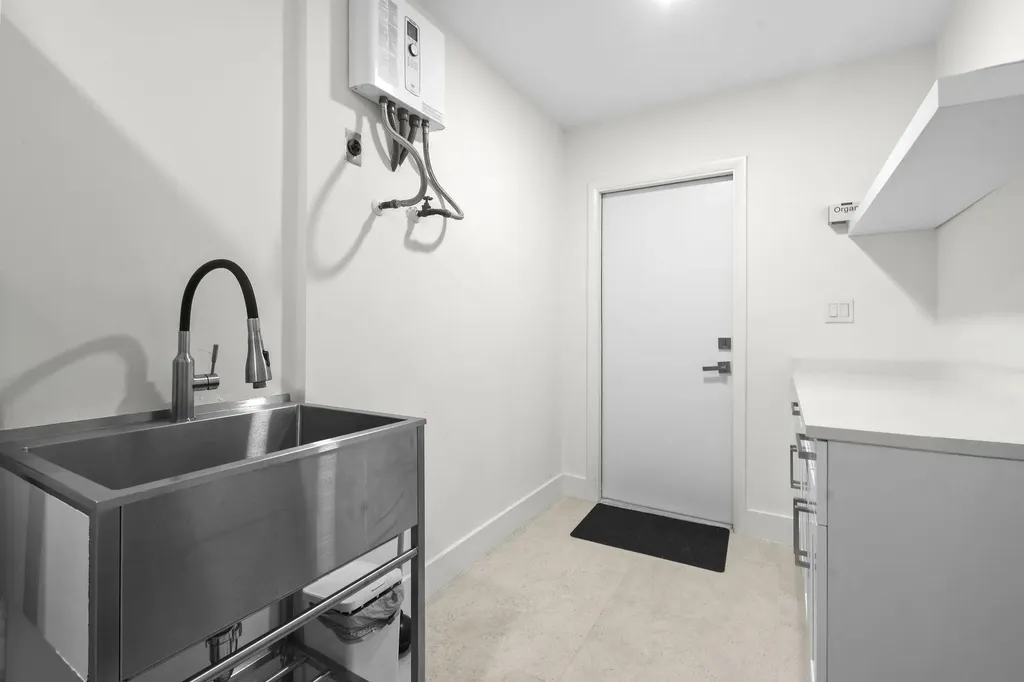 114 N Beach Road Jupiter Island FL 33455