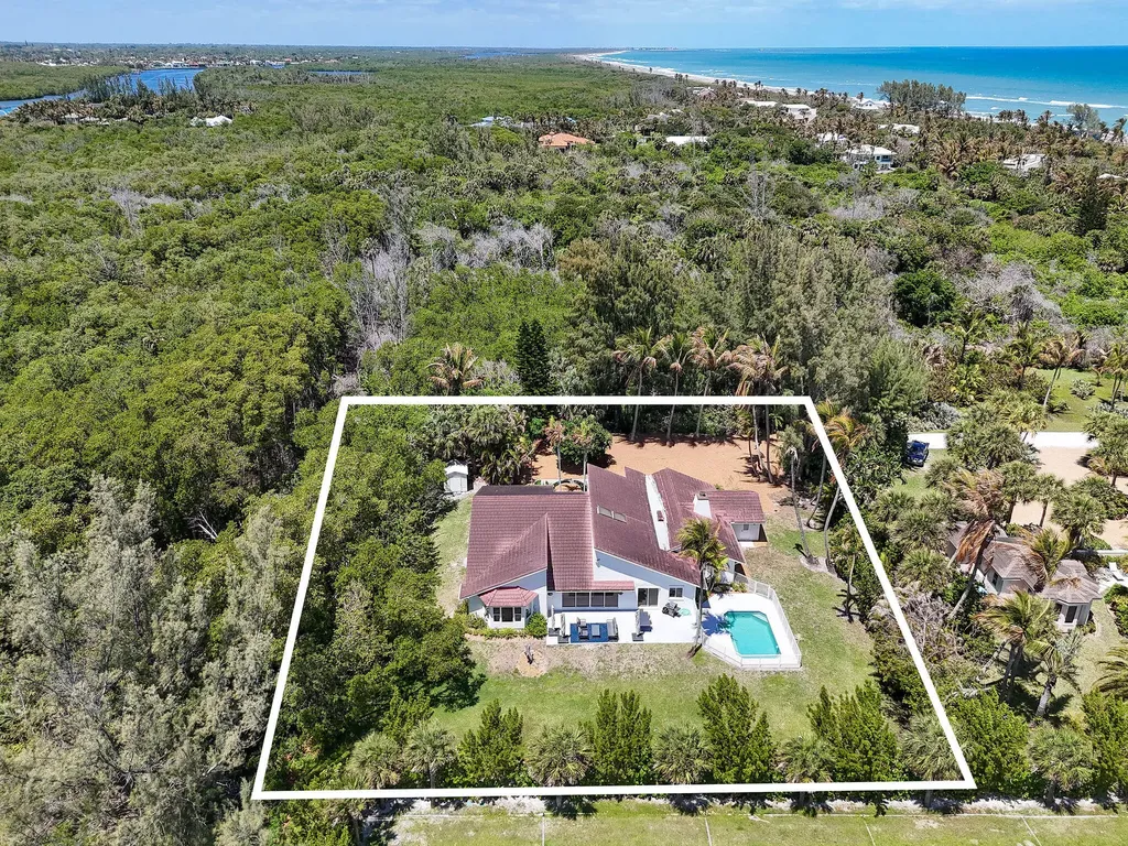 114 N Beach Road Jupiter Island FL 33455