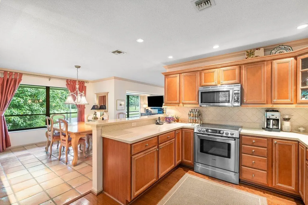 3843 Quail Ridge Drive Drive N Boynton Beach FL 33436