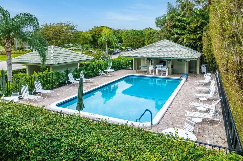 3843 Quail Ridge Drive Drive N Boynton Beach FL 33436
