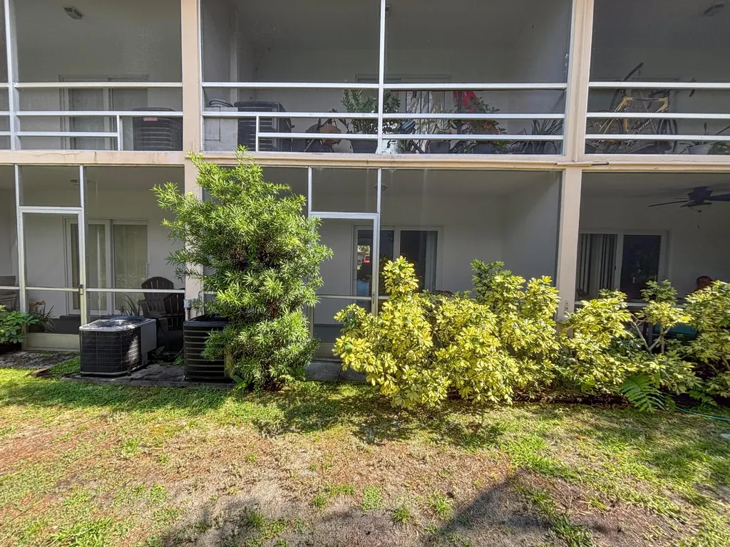 2141 NE 41st Street Lighthouse Point FL 33064