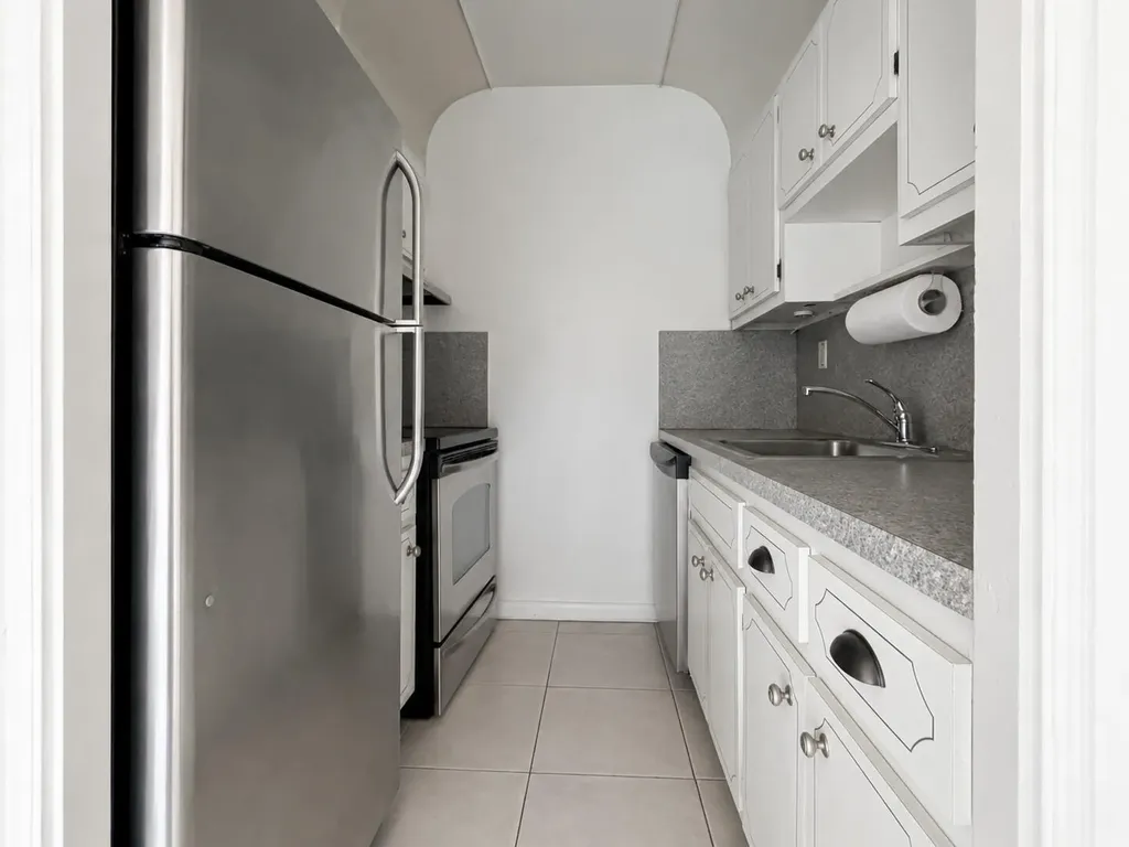 2141 NE 41st Street Lighthouse Point FL 33064