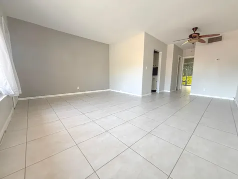 2141 NE 41st Street Lighthouse Point FL 33064