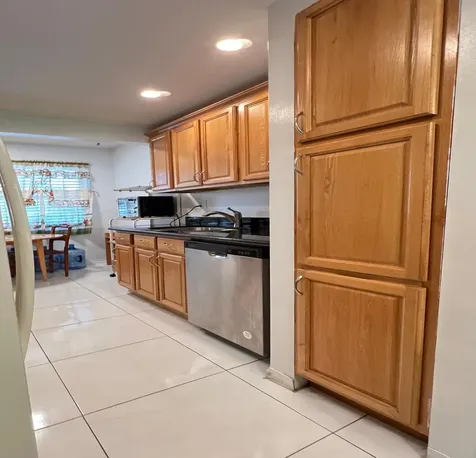 8305 NW 61st Street Tamarac FL 33321