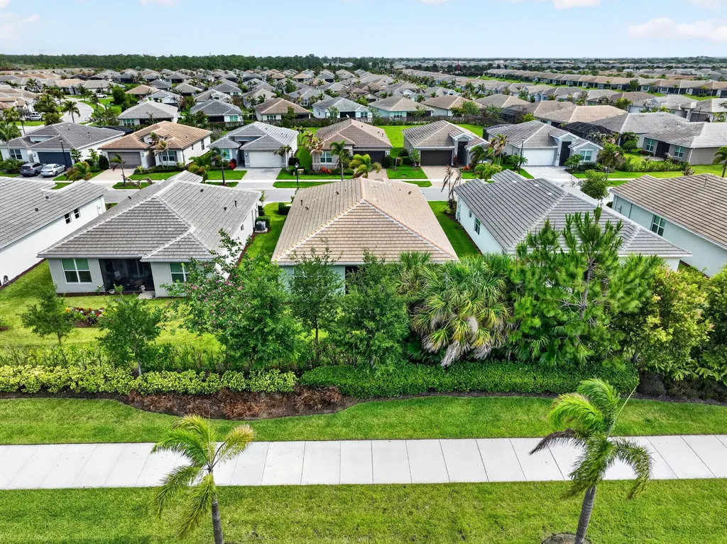 12762 SW Clear Water Way Port St Lucie FL 34987