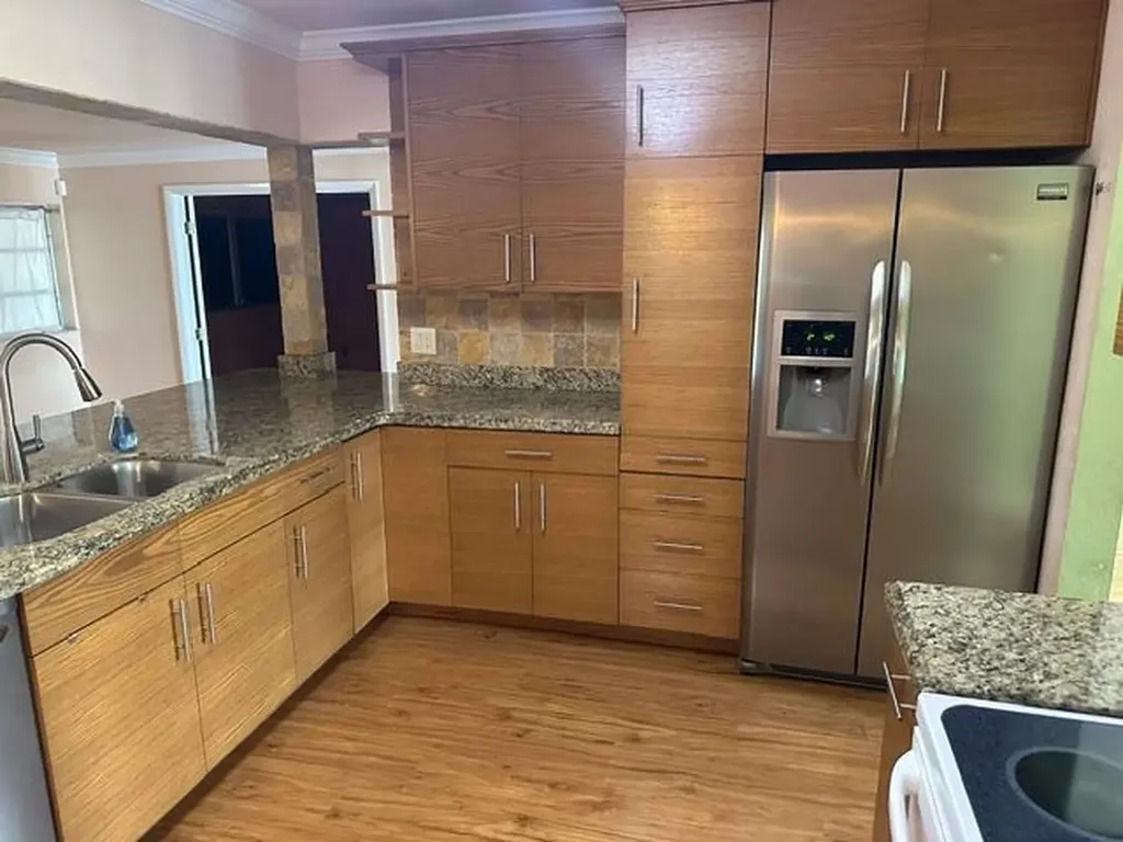 732 SE 11th Avenue Deerfield Beach FL 33441