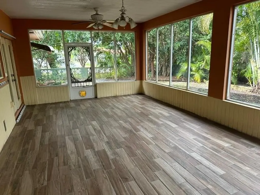 732 SE 11th Avenue Deerfield Beach FL 33441