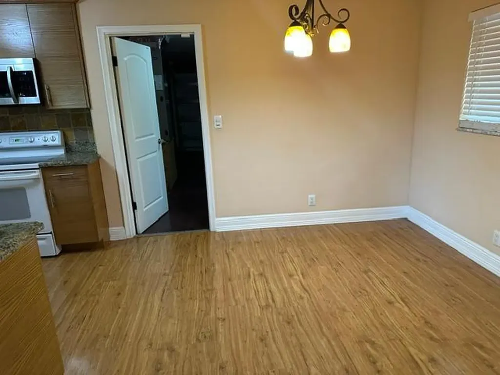 732 SE 11th Avenue Deerfield Beach FL 33441