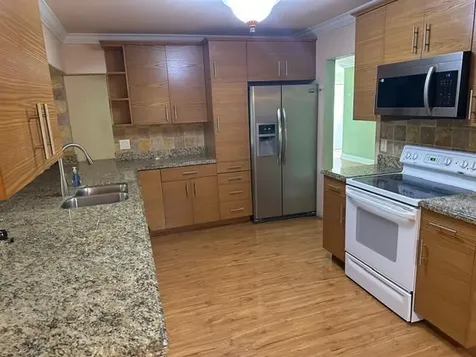 732 SE 11th Avenue Deerfield Beach FL 33441