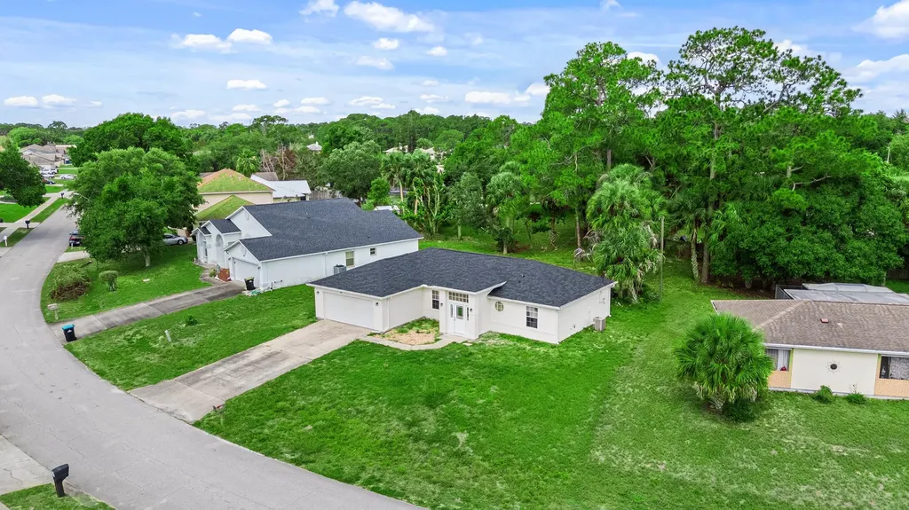349 Hammock Road SE Palm Bay FL 32909