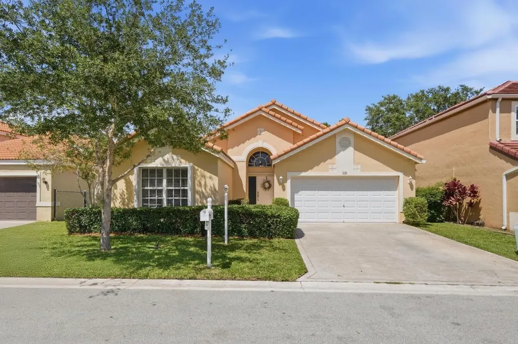 215 NW 117th Way Coral Springs FL 33071